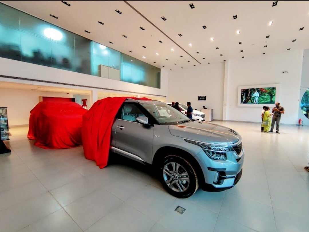 WHITEFIELD SLAES SHOWROOM EPITOME