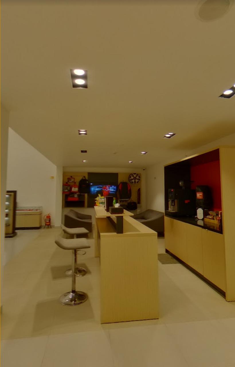 WHITEFIELD SLAES SHOWROOM EPITOME